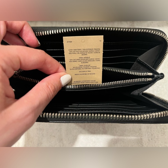 NEW BURBERRY VINTAGE CHECK LARGE ZIPAROUND E-CANVAS WALLET CLUTCH - Picture 4 of 5